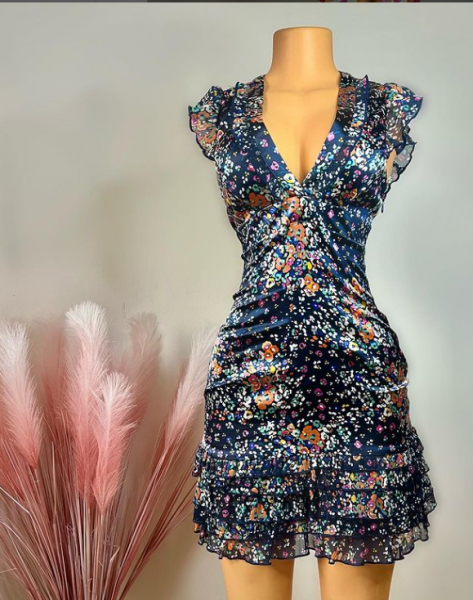 VESTIDO 20.000 kzs Tamanho S