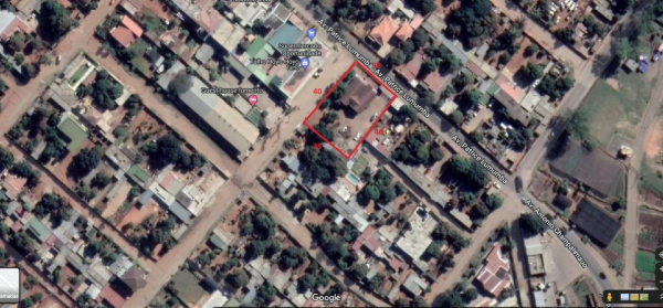 Vende-se casa tipo 6 localizada no fomento em frete a estrada Vende-se casa tipo 6 localizada no fomento mesmo logo depois da submissão de energia em frete a estrada principal