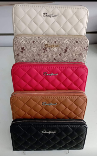 Carteira 15.000,00 kz