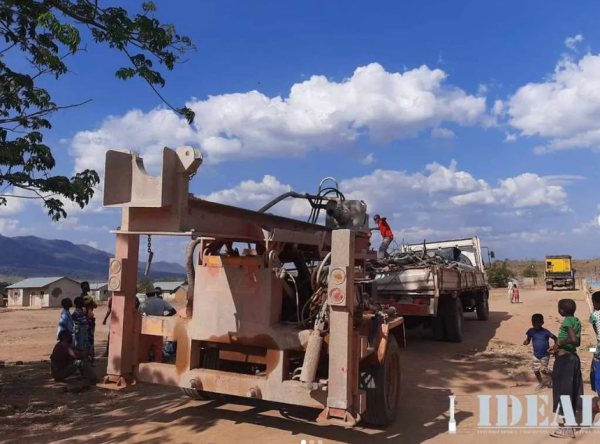 SERVIÇOS DE DECORAÇÃO E CONSTRUÇÃO