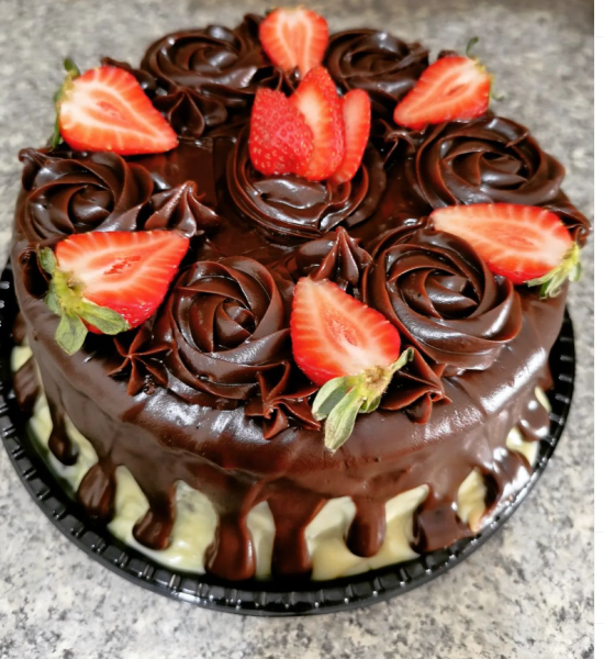 SERVIÇOS DE ALIMENTAÇÃO _ Bolo vulcão de brigadeiro