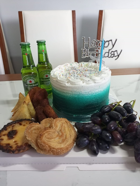 SERVIÇOS DE ALIMENTAÇÃO _ BOLOS E MIMOS _ Caixa recheada