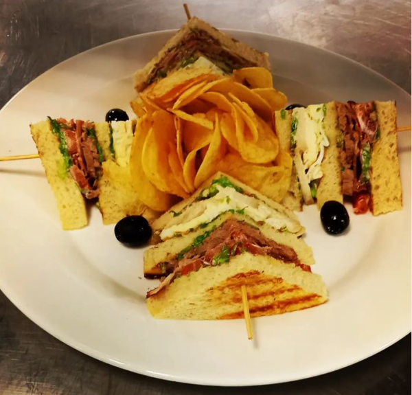 SERVIÇOS DE ALIMENTAÇÃO