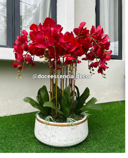 SERVIÇOS DE DECORAÇÃO