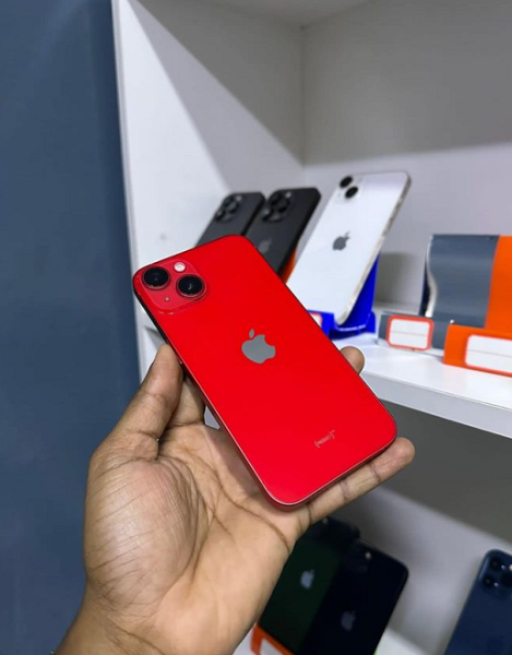 iPhone 14 128gb-100% Preço:47.500MT