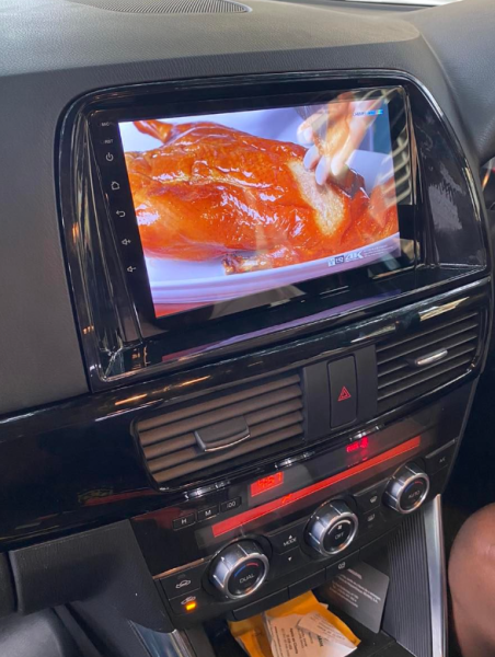 Montagem de rádio Andorid no Mazda Cx-5 2014.