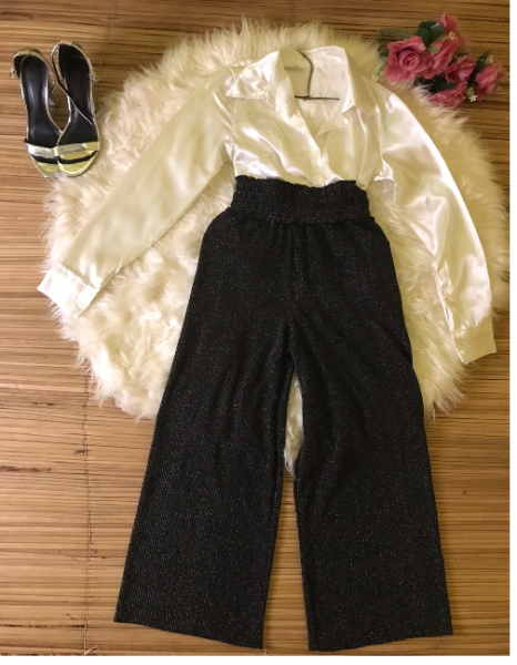 Roupas dos fardos novo Conjunto disponível 2.500 kz