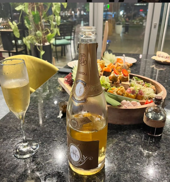 SERVIÇOS DE ALIMENTAÇÃO