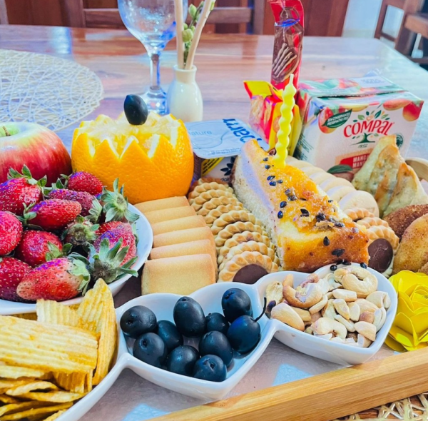 SERVIÇOS DE ALIMENTAÇÃO