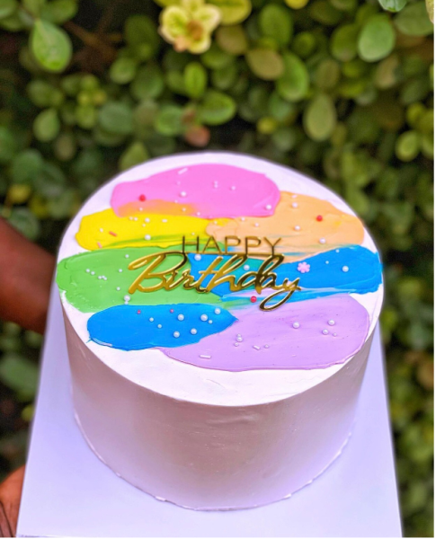 Bento cake (1 camada) 500mzn Com topper 600mzn