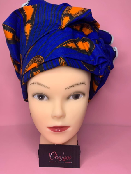 Turbante Emília Turbante pronto para ser usado sem precisar de ser manuseado.