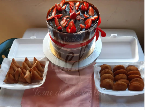 SERVIÇOS DE ALIMENTAÇÃO _ BOLOS E MIMOS