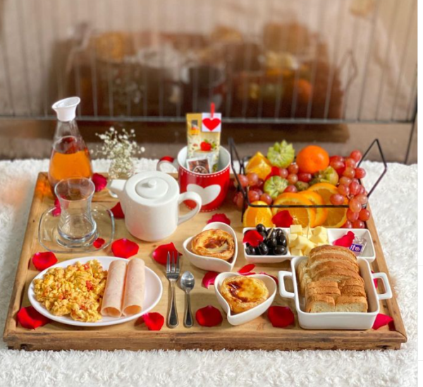 SERVIÇOS DE ALIMENTAÇÃO _ BOLOS E MIMOS