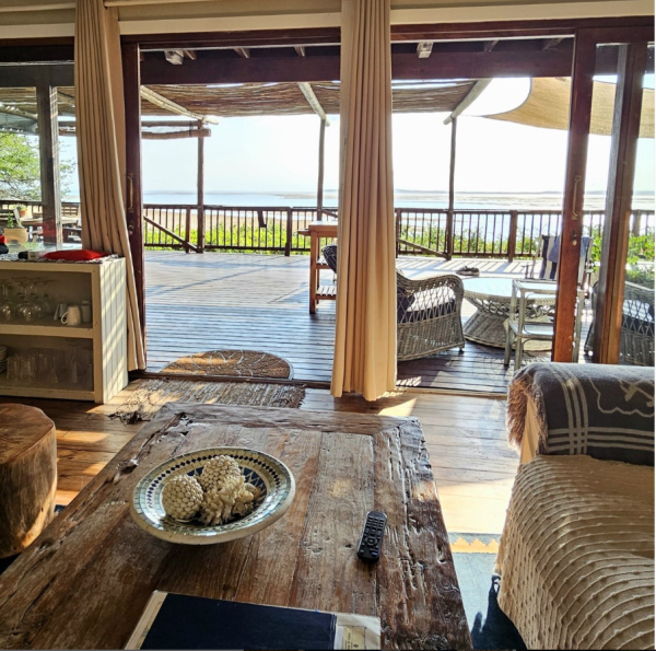 Step into paradise! Our large lounge opens out to breath-taking 180-degree sea views through grand double doors, leading to an expansive veranda where the sea view is a masterpiece.