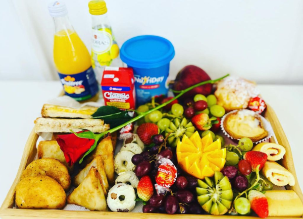 SERVIÇOS DE ALIMENTAÇÃO BANDEJAS