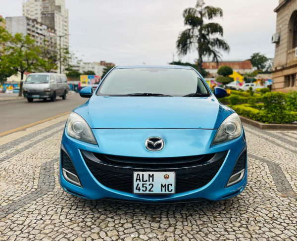 Vendo Mazda axela ✅full body kit ✅6velocidades ✅jantes especiais