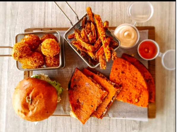 SERVIÇOS DE ALIMENTAÇÃO