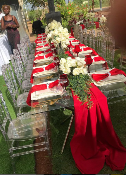 SERVIÇOS DE DECORAÇÃO