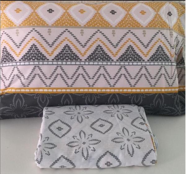 Conjunto King Size  2 Lençóis + 2 fronhas  Valor : 15.600AO