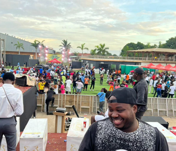 SERVIÇOS DE DECORAÇÃO