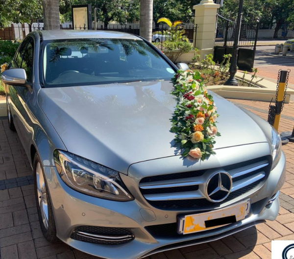 Aluguer de viaturas de Luxo para Casamentos💍 & outras Cerimônias 🎀  👨🏿‍✈️ Motorista incluso