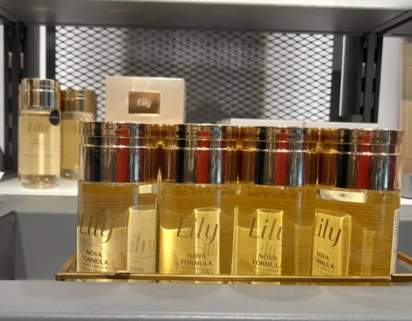 Lily óleo perfumado corporal,