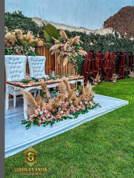 SERVIÇOS DE DECORAÇÃO