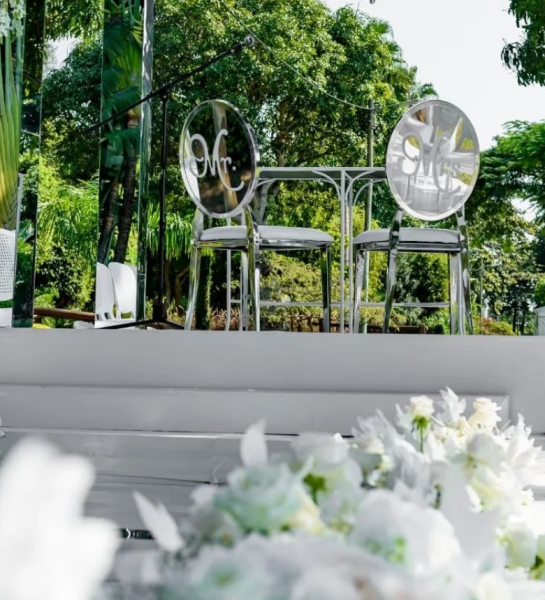 SERVIÇOS DE DECORAÇÃO