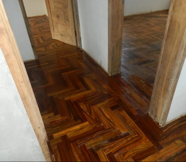 Faca a tua encomenda sao 15 días. Parquet desde 900,00 a 1550mts