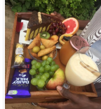 Bandeja de pequeno almoço símples 1900,00 MTn