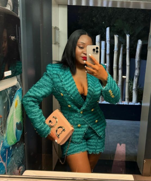 Conjunto disponível no tamanho M/L