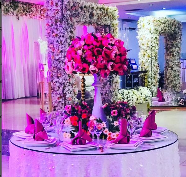 FESTAS E SERVIÇOS DE DECORAÇÃO