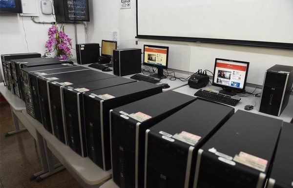 COMPUTADORES A VENDA