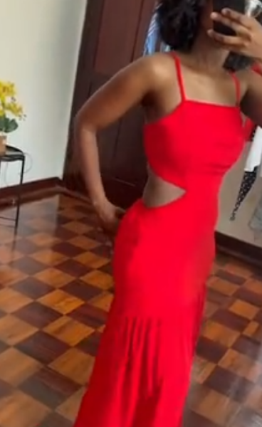 vermelho, branco e preto. 💰3000Mt Vintage Mozambique