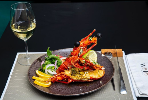 SERVIÇOS DE ALIMENTAÇÃO