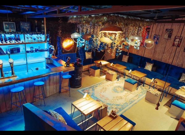 FESTAS E SERVIÇOS DE DECORAÇÃO