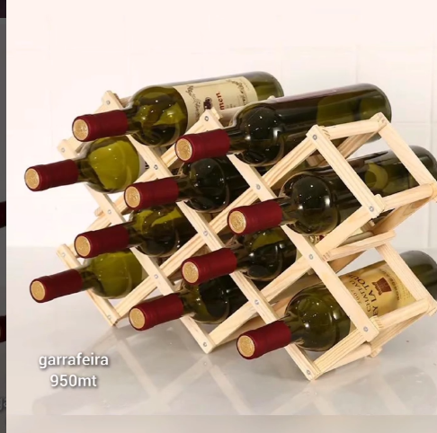 Garrafeira feita com madeira Pinho