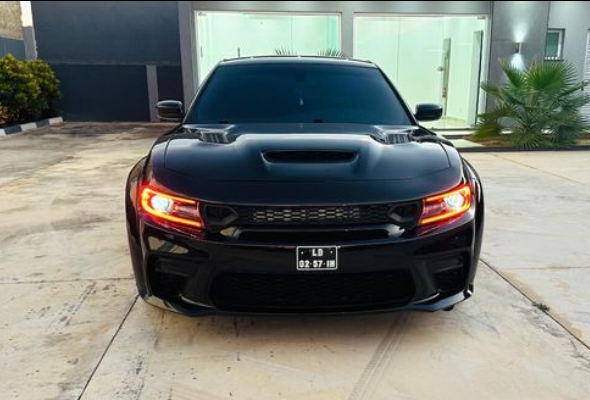 DODGE CHARGER SRT V6 Recém chegado Cor- Preto Combustível ⛽️ -Gasolina Caixa de velocidades- (6) Automática