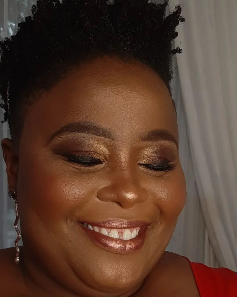 SERVIÇOS DE BELEZA _ MAQUIAGEM