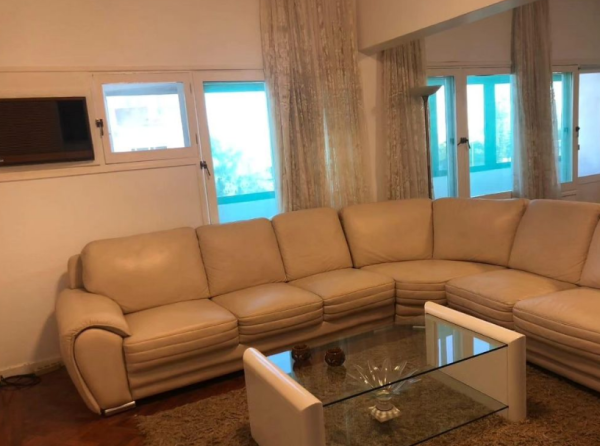 Arrenda se Apartamento T2+1 Com Moveis ou Sem Moveis Na Mau TSE Tung, Próximo A Golo, 8º Andar Com Elevador  💰85.000 Mzn (Móveis) 💰72.500 Mzn (Sem Móveis)