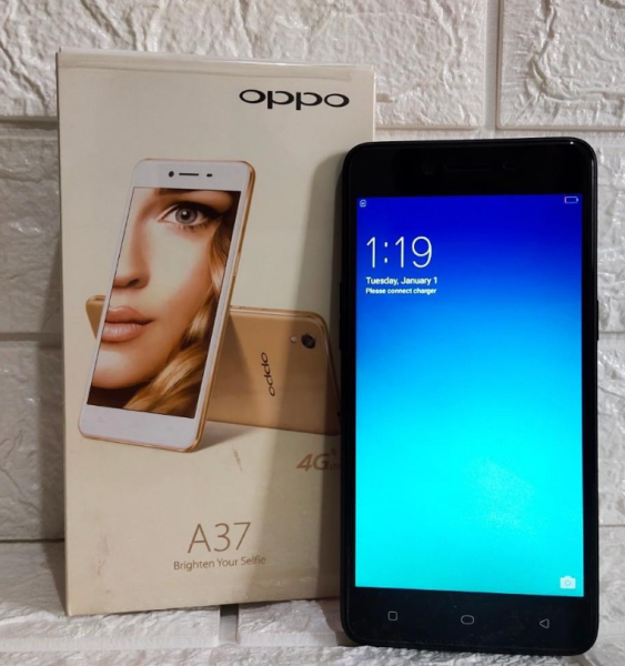 Oppo a37m 100% novo 32g 3g ram dual sim camera 23mp 🔝🔝🔝✅oferta de capa e protector preço promocional:2.799mt