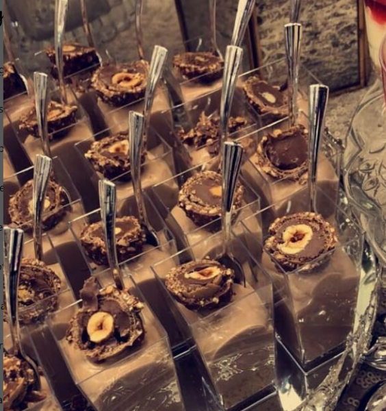 Mousse de chocolate com ferrerroo