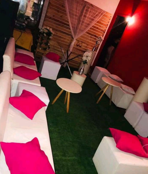 SERVIÇOS DE DECORAÇÃO