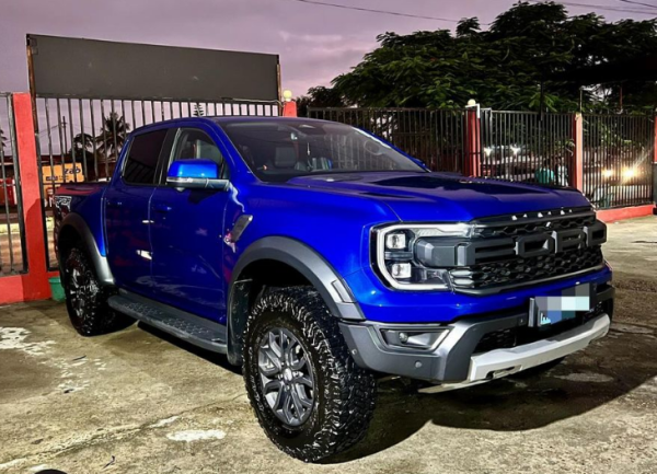 - Polimento 3 step. - Lavagem detalhada do interior.