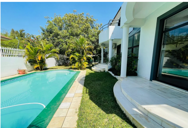 Arrenda-se Vivenda T4 próxima a Escola Portuguesa (Condominio Coca-Cola)