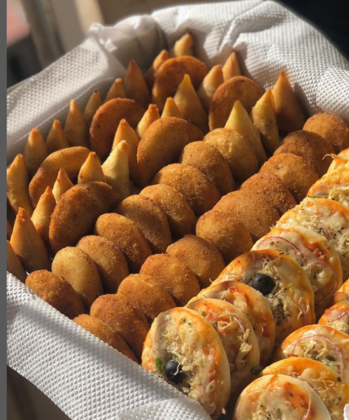 SERVIÇOS DE ALIMENTAÇÃO SALGADOS