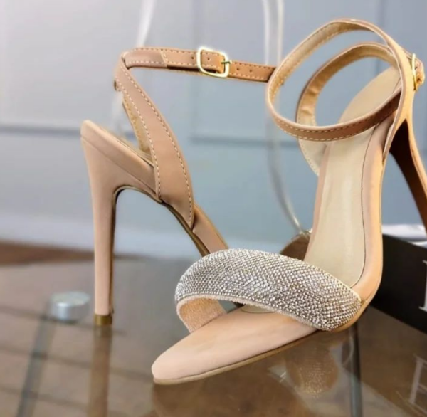 Sapatos de alta qualidade