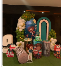 Painel personalizado, com figuras 10500 MZN