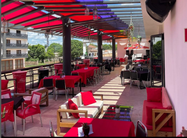 ORGANIZAÇÃO DE EVENTOS Portas Abertas Até já Infinity Club Nampula