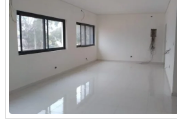 Vende-se Apartamentos T4 no Bairro Triunfo novo Atrás do Condomínio